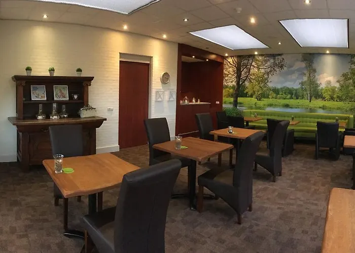 Hotel De Postelhoef 3*