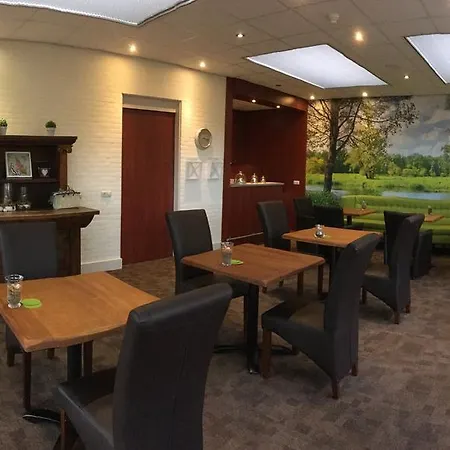 Hotel De Postelhoef 3*